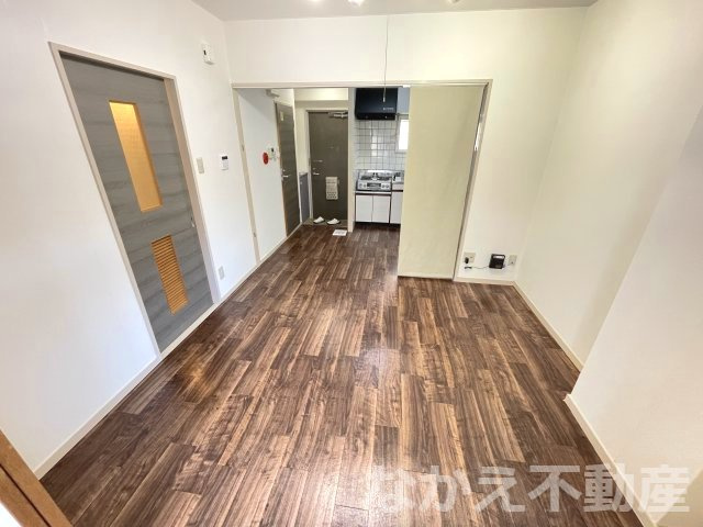 【居間・リビング】 | ゆったり過ごせる居間です