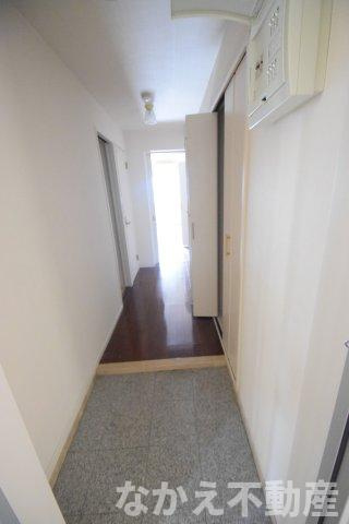 【玄関】 | 明るい玄関です