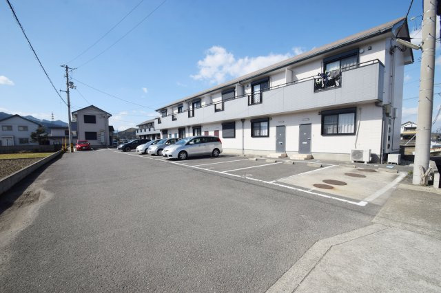 【駐車場】 | 駐車場完備です