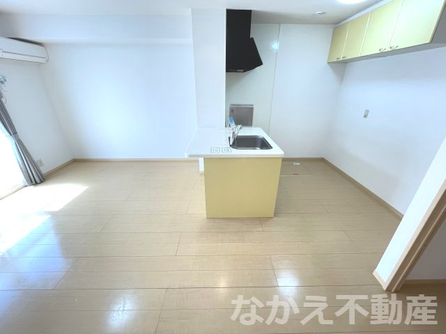 【居間・リビング】 | ゆったりとした居間です