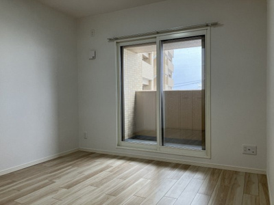 【洋室】 | クリーンリバーフィネス手稲オーブ | 全室壁天井クロス・フローリング交換済み♪