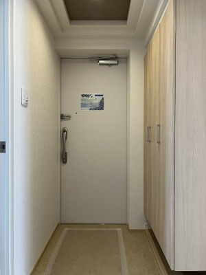 【玄関】 | クリーンリバーフィネス手稲オーブ | 大型シューズロッカー付き玄関♪