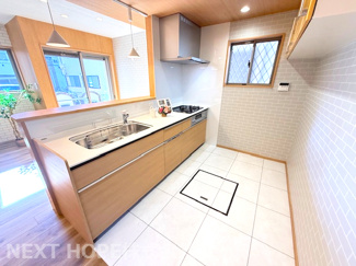 【キッチン】 | 宝塚市宝梅３丁目中古戸建 | 新品のシステムキッチンです♪食器洗い乾燥機付きで食後の後片付けはお任せですね！！