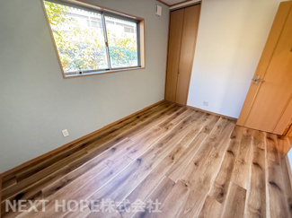 【洋室】 | 宝塚市宝梅３丁目中古戸建 | ２階洋室６帖です♪令和７年９月リフォーム済み！お待たせ無しで即ご入居していただけます！！