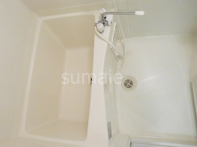 リファイズ小岩の浴室|バスルームです。