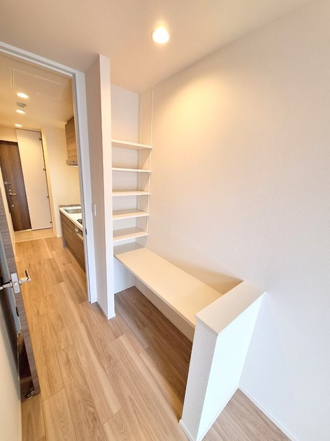 ＦｒｅｕｄｅＷｅｓｔｅｎ　フロイデヴェステンの設備|★洋室内のカウンター★