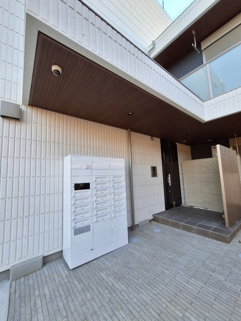 ＦｒｅｕｄｅＷｅｓｔｅｎ　フロイデヴェステンのエントランス|★エントランス★