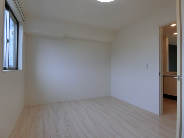 Ｈｏｌｌｙ（ホーリー）の洋室