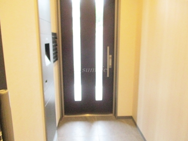 フラットカークのロビー