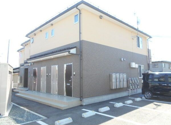 FigaroVIの駐車場