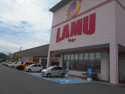 【周辺】 | ヴァンヴェール西浜ＯＦ | ラ・ムー和歌山西浜店様まで550m