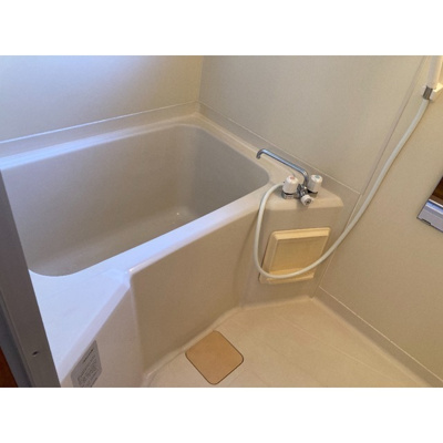 【浴室】 | レストン・B | きれいなお風呂です