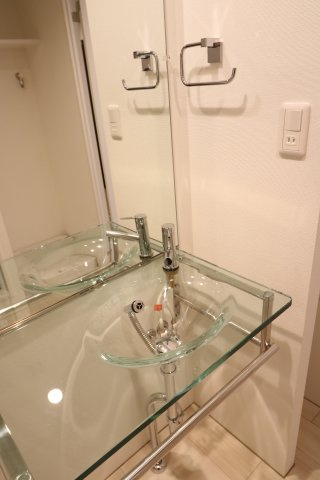 【洗面所】