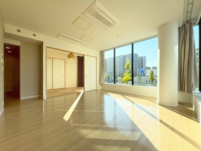 【居間・リビング】 | ザ・千里レジデンス