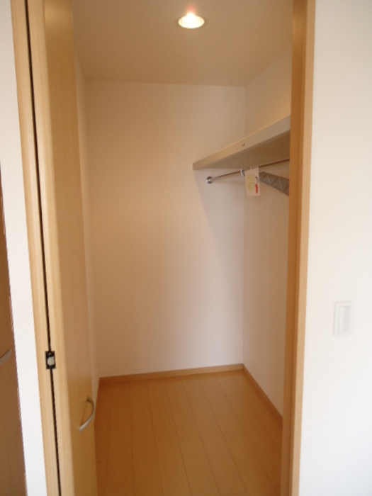 セジュール たらが野の収納|ウォークインクローゼット