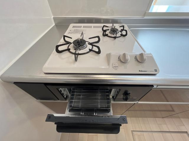 メゾンスズナのキッチン|2口ガスコンロ