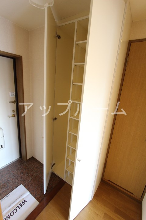 サンエントピアの玄関