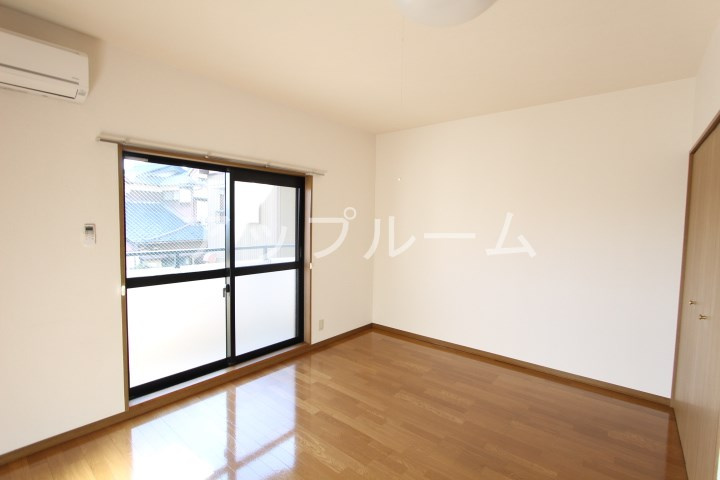 サンエントピアの居間・リビング