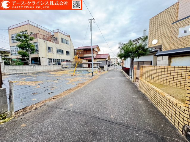 【前面道路含む現地写真】 | 柏市東3丁目 | 風と光がやさしく巡る。朝のコーヒーも、午後の読書も、家族の団らんも、ぜんぶ光に包まれる時間。そんな日々をデザインしませんか♪