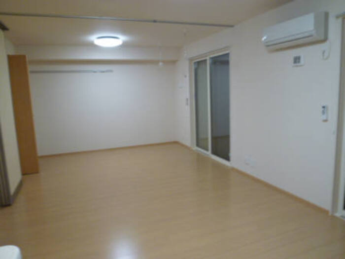 オレオール鳥居松の居間・リビング