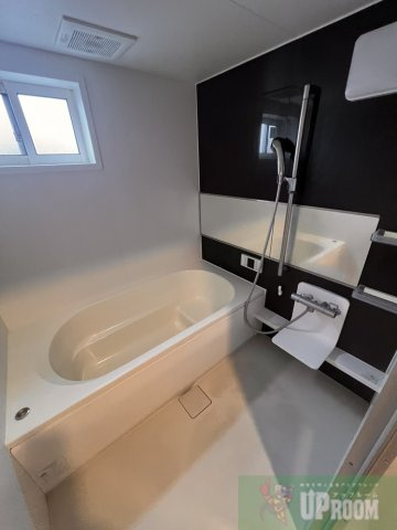 オレオール鳥居松の浴室