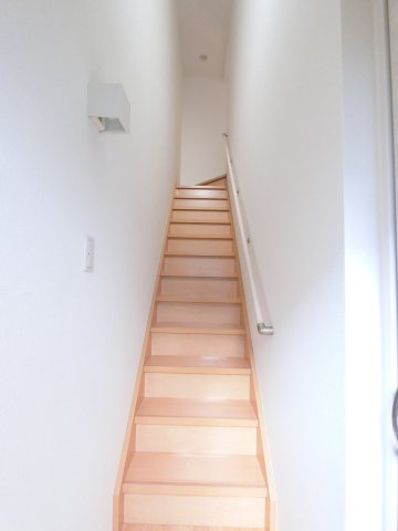 アンシャンテ（本八幡）の玄関