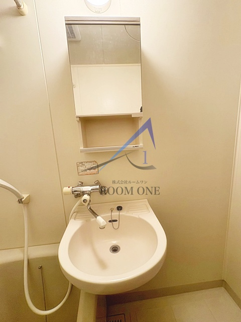 ハノックス２１の洗面所|洗面台です。