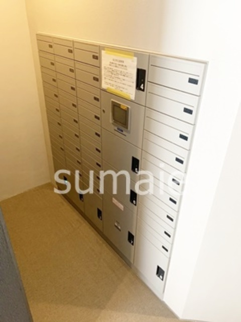 Roots新都心のセキュリティ|宅配ボックス完備！