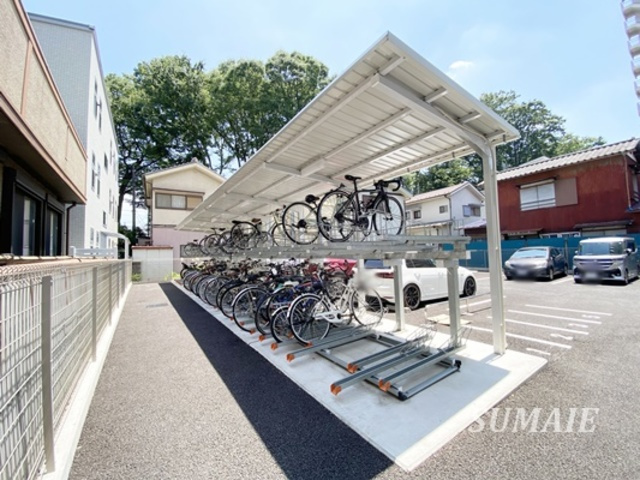 Roots新都心のその他共用部分|駐輪場です！