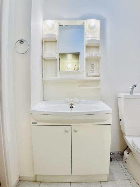 カルム吉祥寺の洗面所