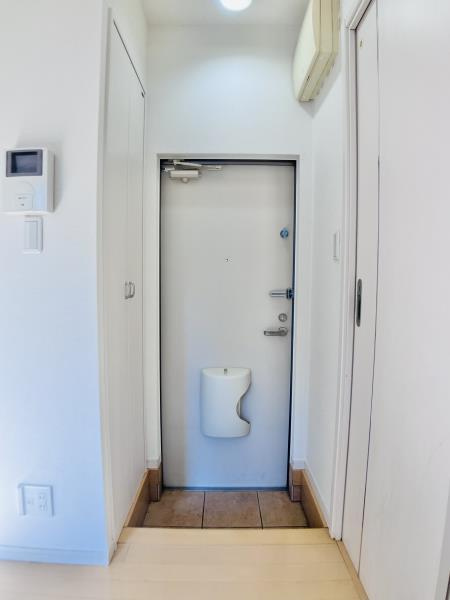 カルム吉祥寺の玄関