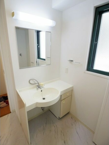 プロシード新瑞橋の独立洗面台