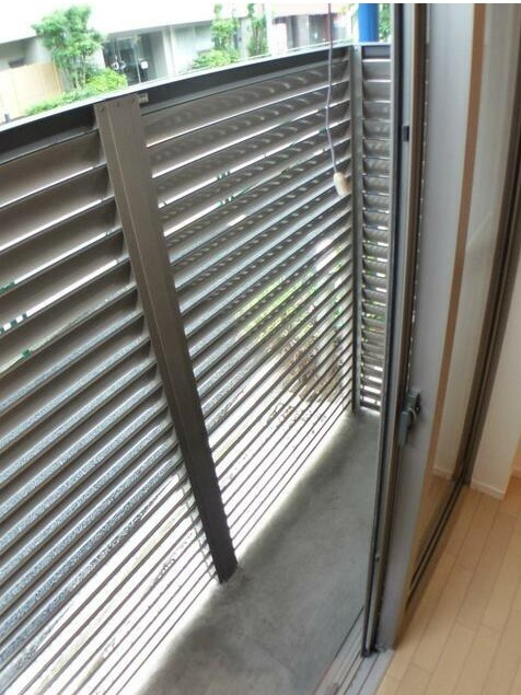 【バルコニー】