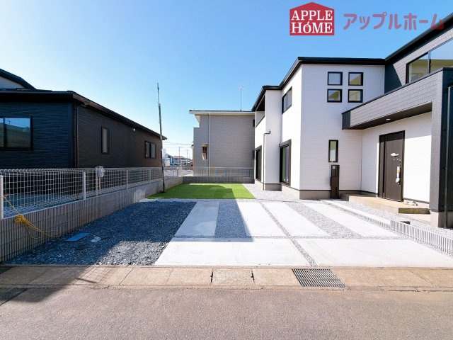 【新築住宅】深谷市上野台2期 全2棟の前面道路含む現地写真|ぜひ現地にて、実際の建物・街並み・日当たり等ご確認下さい♪お問い合わせはお気軽に☆　TEL「0120-466263」