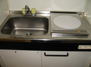 武蔵野市境南町１丁目のアパートのキッチン