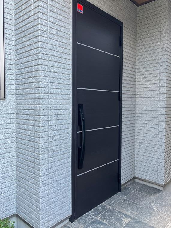 関前戸建のエントランス