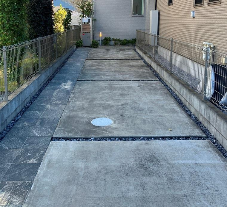 関前戸建の駐車場