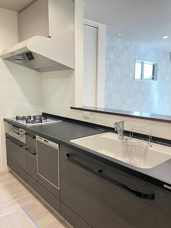 関前戸建のキッチン