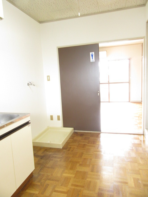 メゾン・ド・プチの居間・リビング|写真は他室