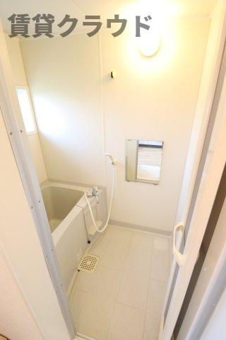 ジョイ・フィールドの浴室|きれいなお風呂です