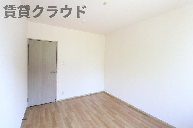 ジョイ・フィールドの寝室|ゆとりの広さです