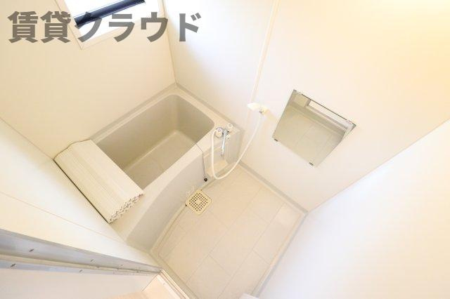 ジョイ・フィールドの浴室|日々の暮らしに欠かせないお風呂です