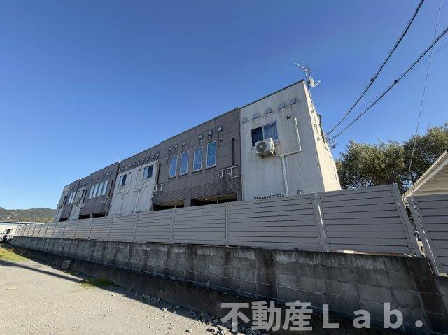 フロンティア　エステート