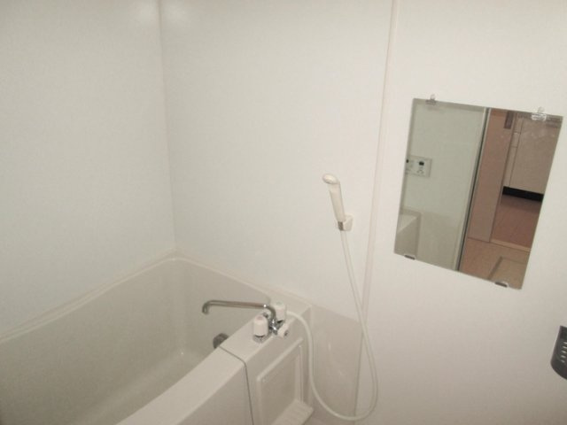 セリア141の浴室