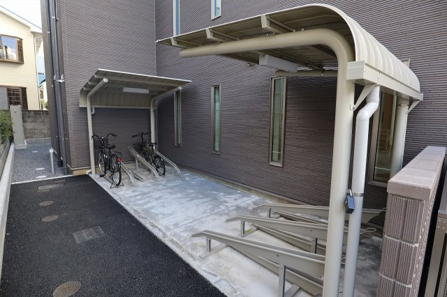 Sky Novaのその他共用部分|駐輪場です