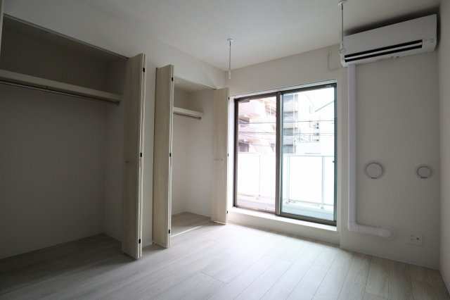 Sky Novaの寝室|開放的な寝室です