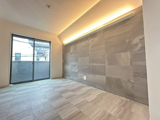 品川区二葉2丁目　新築戸建の居間・リビング|のびやかに広がるリビングは、一年を通して爽やかな光と風に癒される家族のなごみ空間。

現地ご見学希望・資料請求などお気軽にお問い合わせ下さい！
03-5990-5201