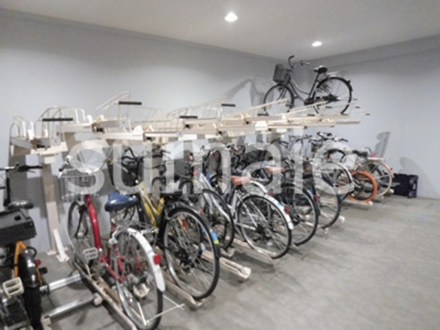 さくら大宮のその他共用部分|共用の自転車置き場。雨に濡れません。