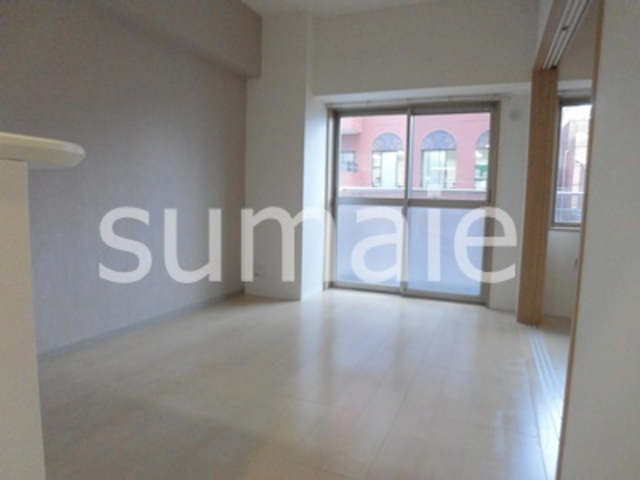 さくら大宮の居間・リビング|人気のフローリング。