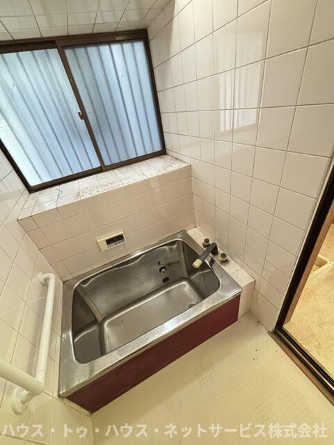 柏市藤ヶ谷貸家の浴室